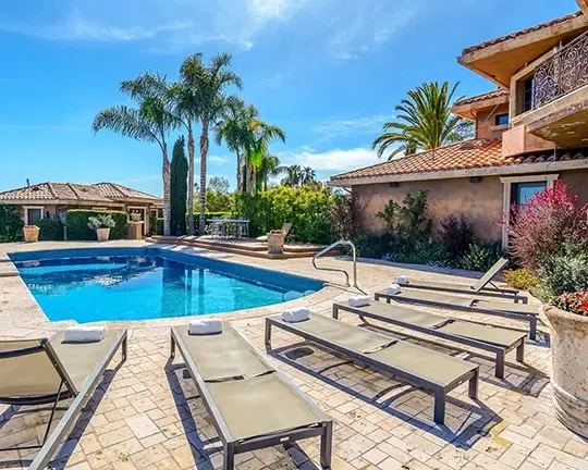 Explore the Grounds at Passages Malibu