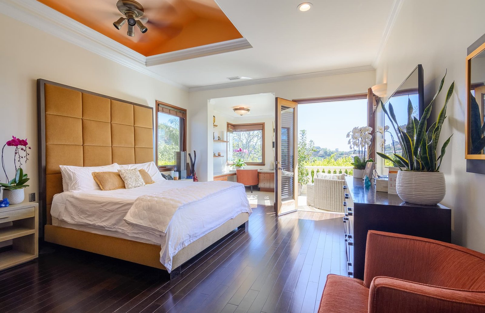 Private suite at Passages Malibu