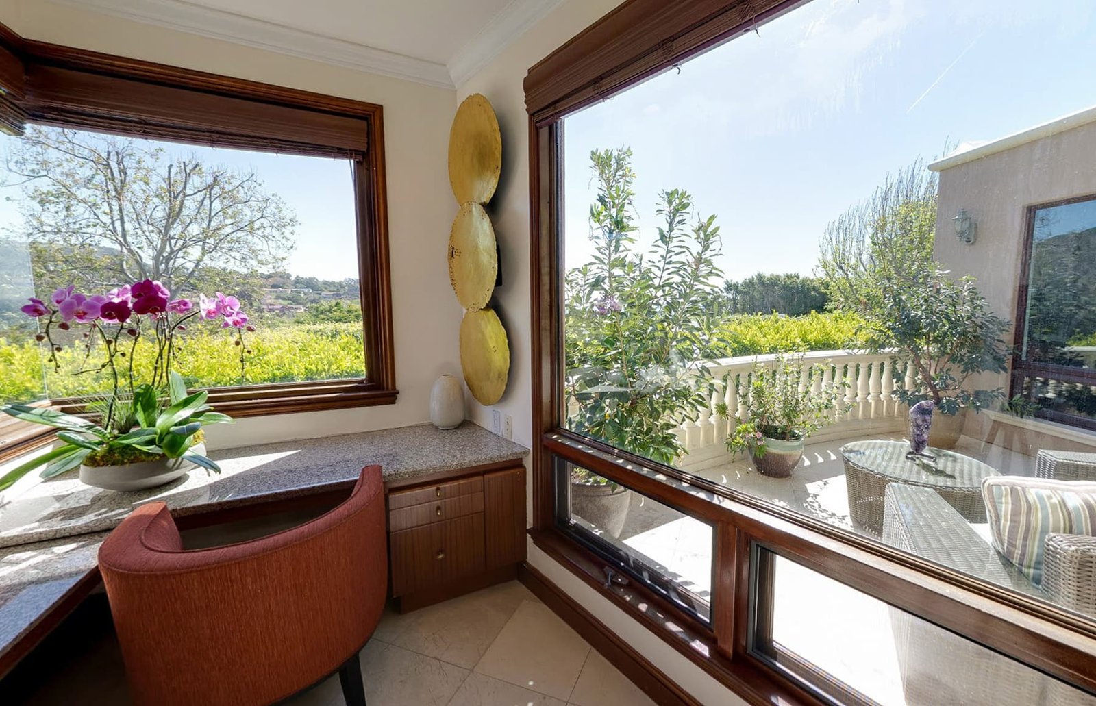 Private suites photo 3