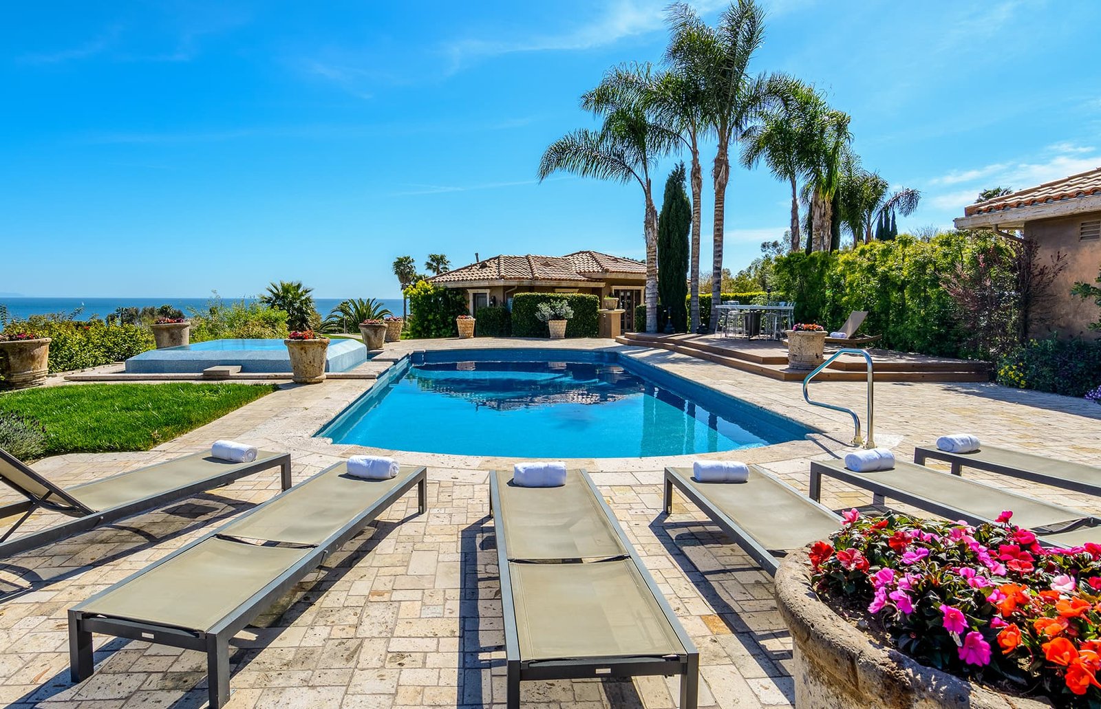 Passages Malibu grounds photo 5