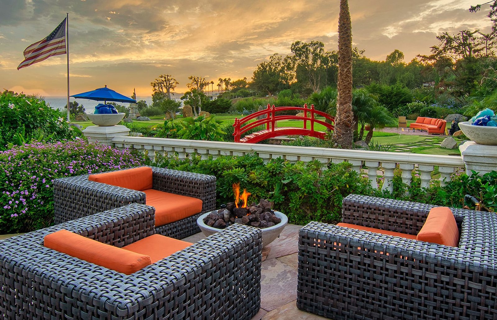 Passages Malibu grounds photo 10