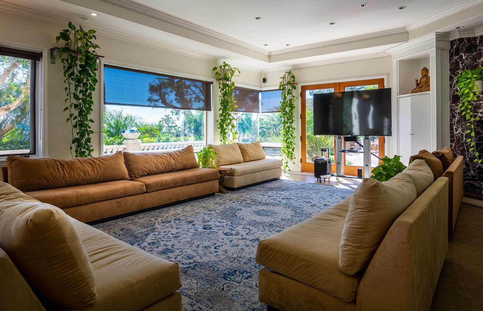 Passages Malibu grounds photo 13