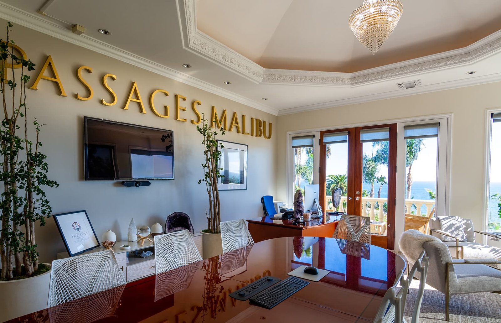 Passages Malibu grounds photo 20